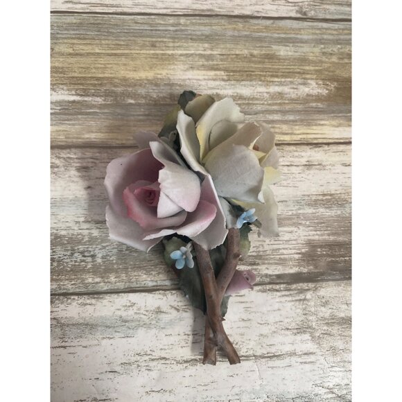 Vintage Capodimonte Tiche Porcelain Flower Figurines Lot of 5 Roses Basket - Picture 14 of 16